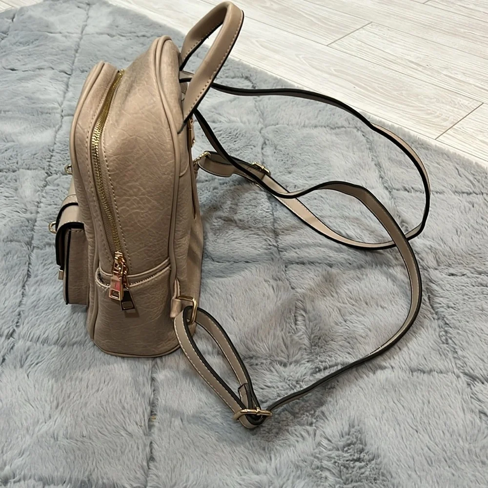 Women’s mini book bag